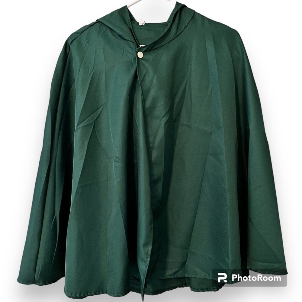 ATTACK ON TITAN small green hooded cape one button closure see flaw in pic